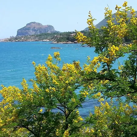 Baia Blu Villa *
